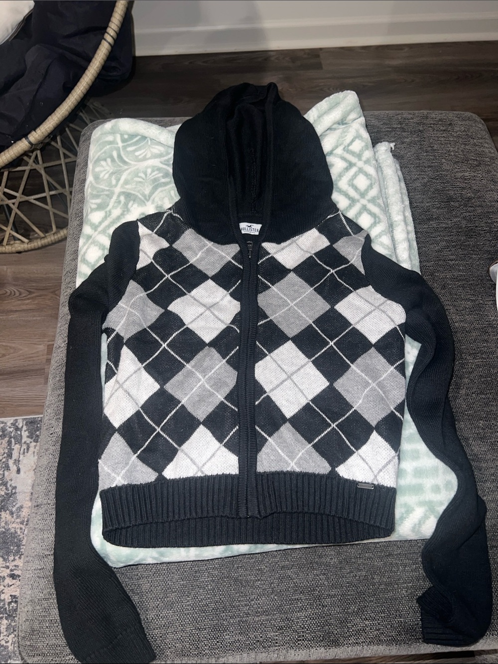Hollister Black & Gray Argyle Zip Hoodie
